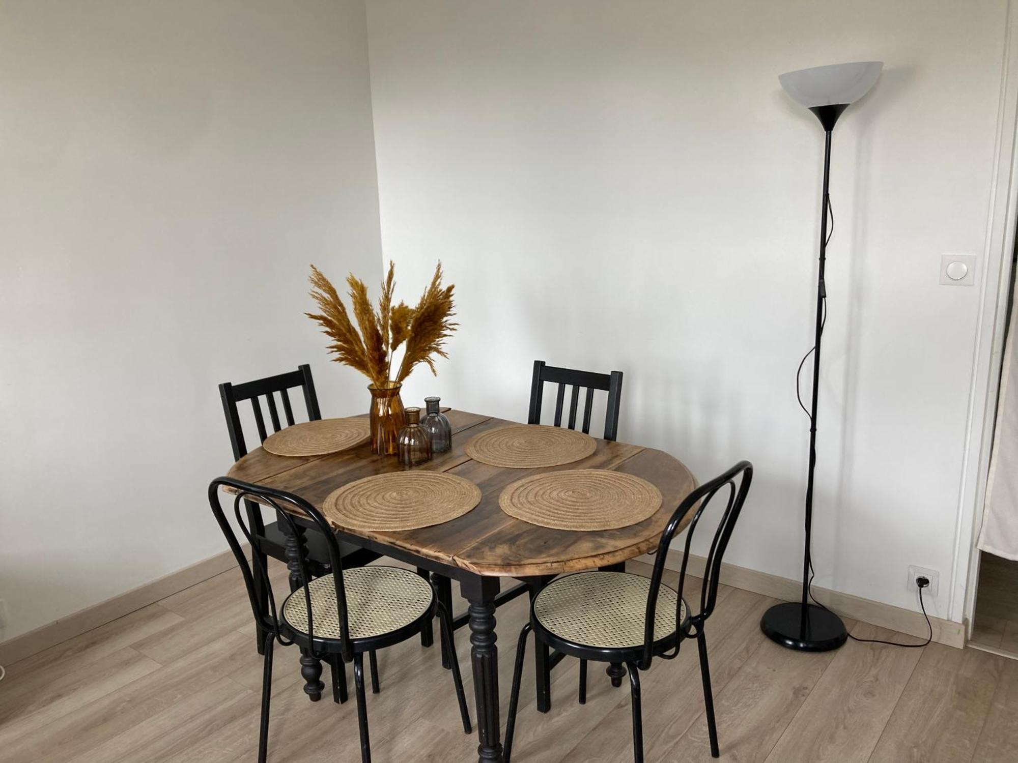 Ferienwohnung T3 De 55M2 Au Centre De Chartres Avec Parking Exterior foto